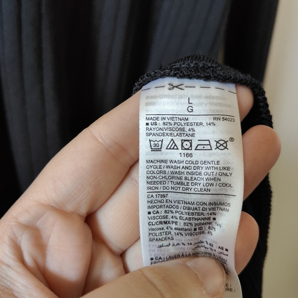 NWT Old Navy Black Long Sleeve Midi Dress Size Large Stretch Ribbed Knit Minimal - Picture 11 of 12